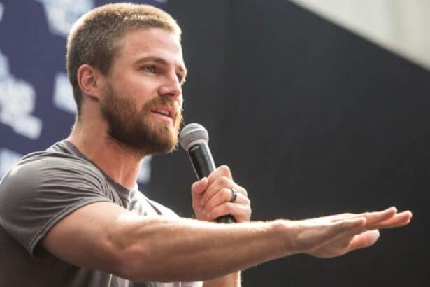 Stephen Amell